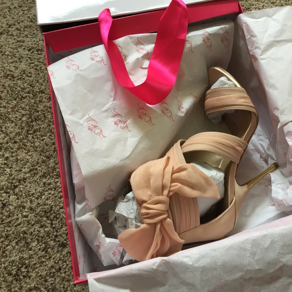 Paris Hilton Champagne Pink/Champagne Selene Heels - Picture 2 of 8